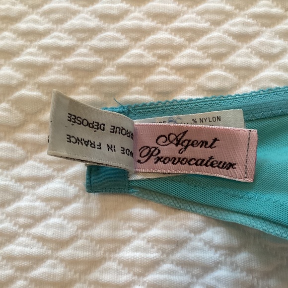 *NWOT* Vintage Agent Provocateur Mesh Lingerie Set - Ice Blue with Pink Rosettes - Picture 15 of 16